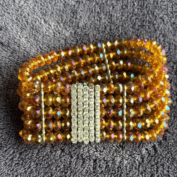 Bracelet from Hong Kong - Never Worn - Picture 1 of 2